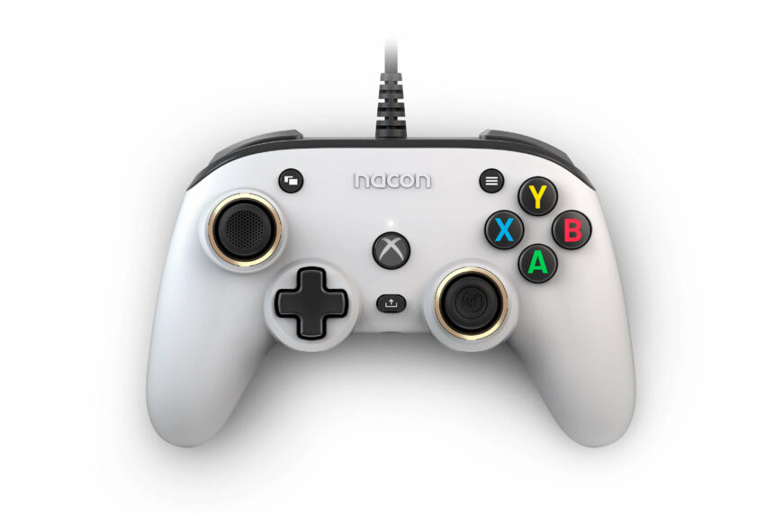 A Closer Look on Nacon Pro Compact Controller for Xbox