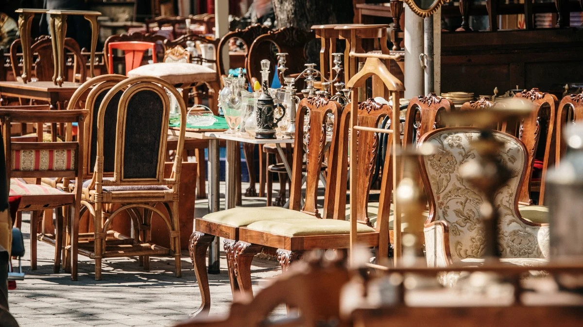 Flea Market Furniture Restoration