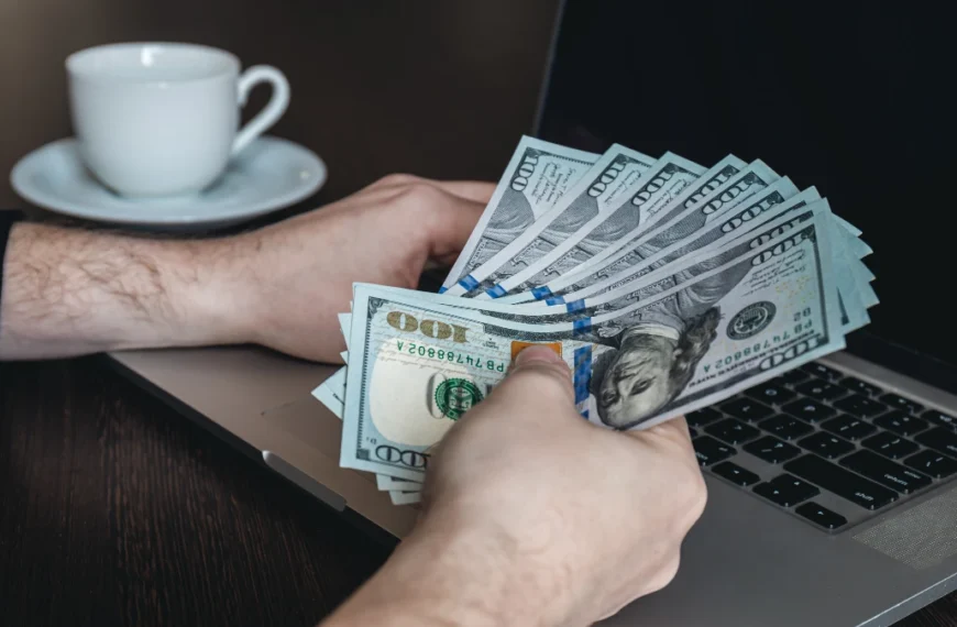 12 Secret Canva Hacks That Made Me $19,499/Month as a Complete Design Newbie (SECRET Revealed!)