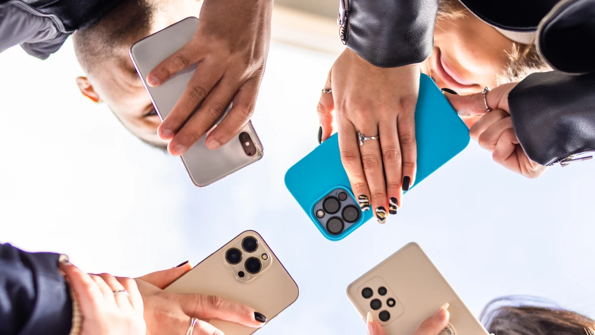 Ecosystem, Lock-In & Why iPhones Still Sell