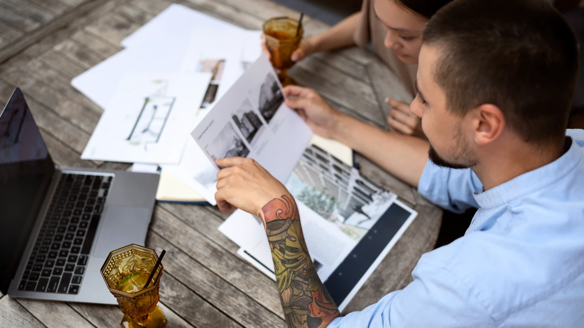 Newsletter Curation + AI Research for Niche Pros