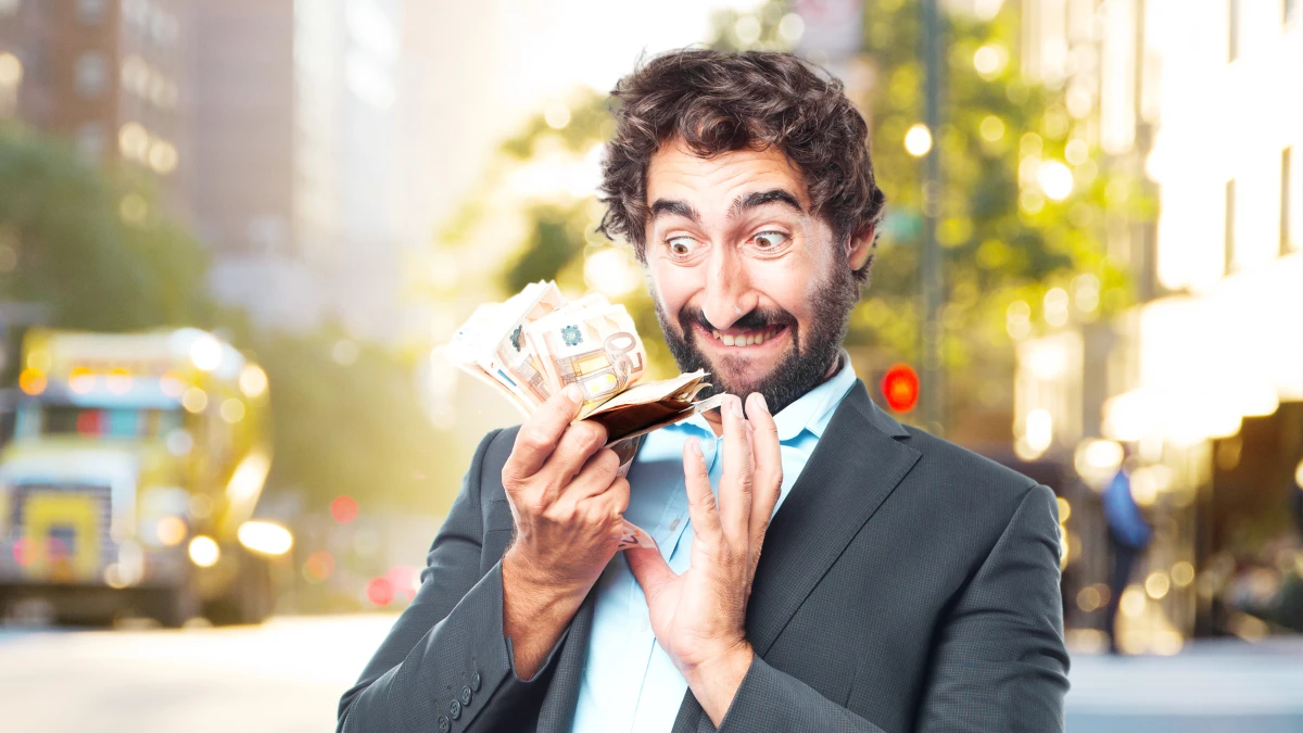 9 Ways to make $17690 Monthly Using ChatGPT and Canva (No Experience Needed!)