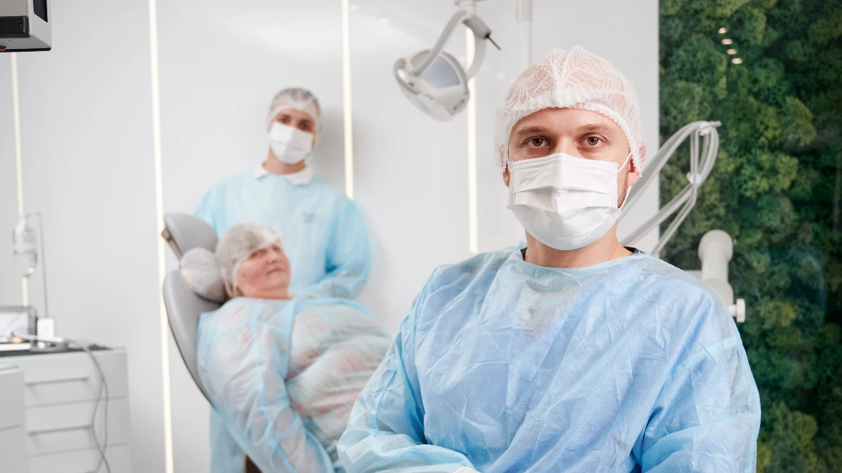 New Surgical Challenger: J&J OTTAVA’s First U.S. Cases