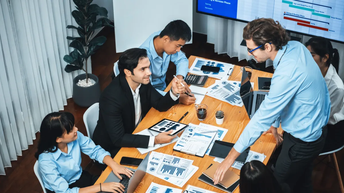 Team & company playbook: From pilots to ROI